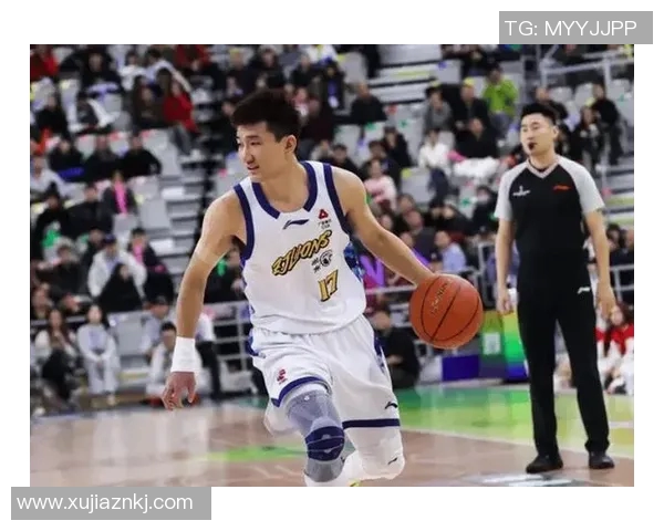 周鹏：从篮球场上的巨星到社会责任的践行者，如何影响年轻一代的成长与发展